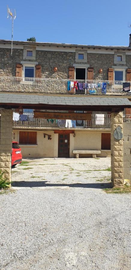 Studio Montagne Cerdagne A 萨亚古斯 外观 照片